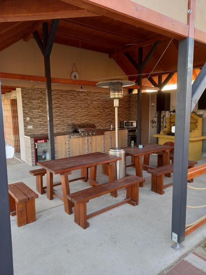 Szerencsecsillag Vendeghaz Hotel Kiskoros Buitenkant foto