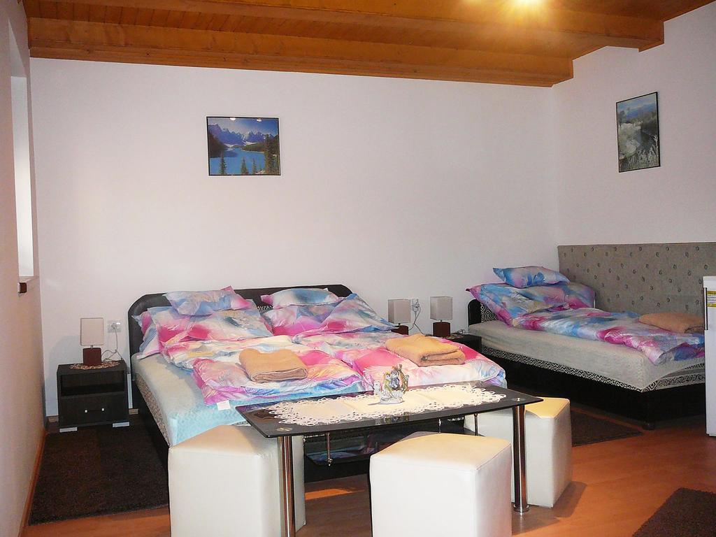 Szerencsecsillag Vendeghaz Hotel Kiskoros Buitenkant foto