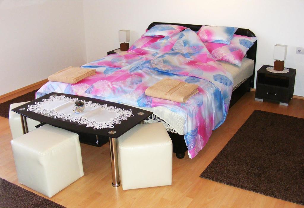 Szerencsecsillag Vendeghaz Hotel Kiskoros Buitenkant foto